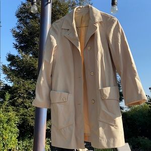 Khaki colored vintage Trench Coat!